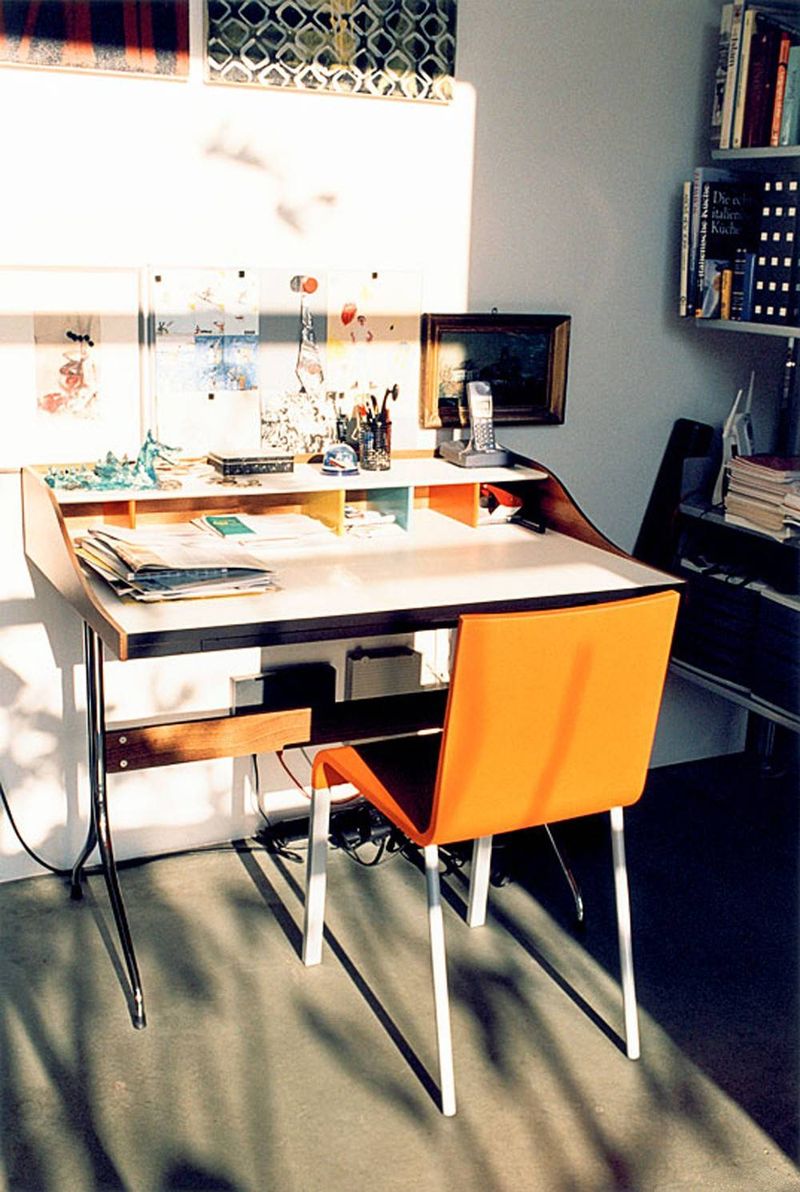 HOME DESK
